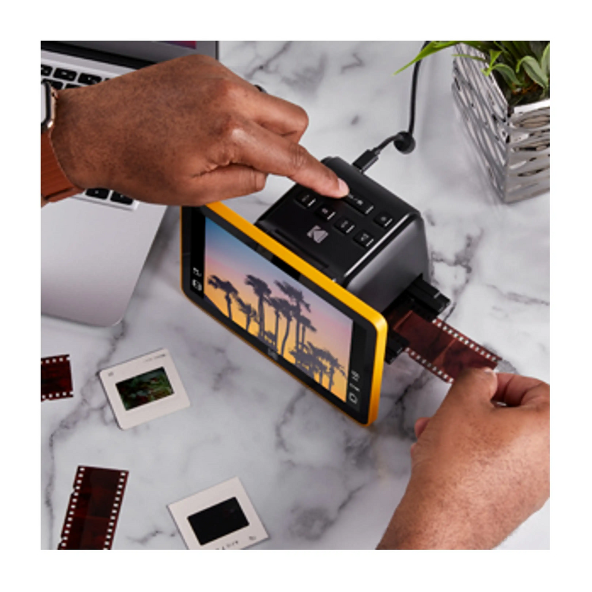 Kodak Slide N Scan Max – Digitaler Film- und Diascanner (7-Zoll-Display)