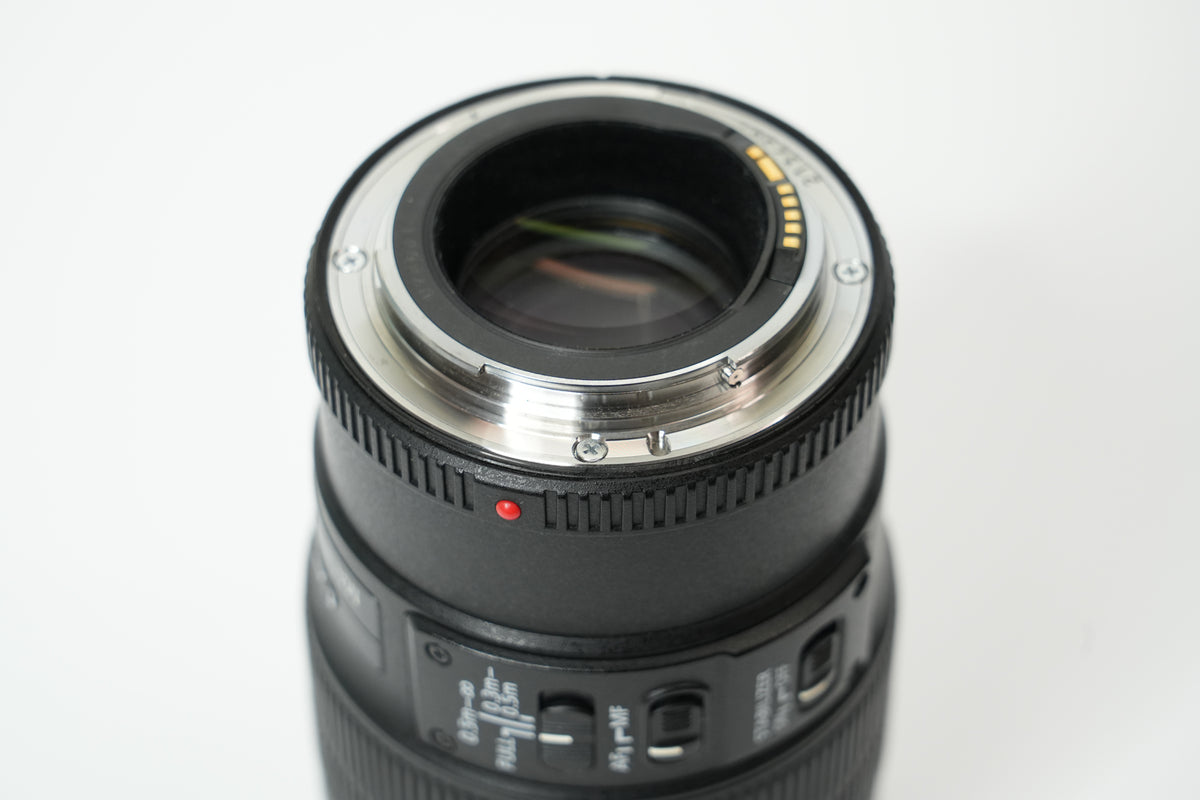 Canon 100mm F2.8 Maco L IS USM Second-Hand